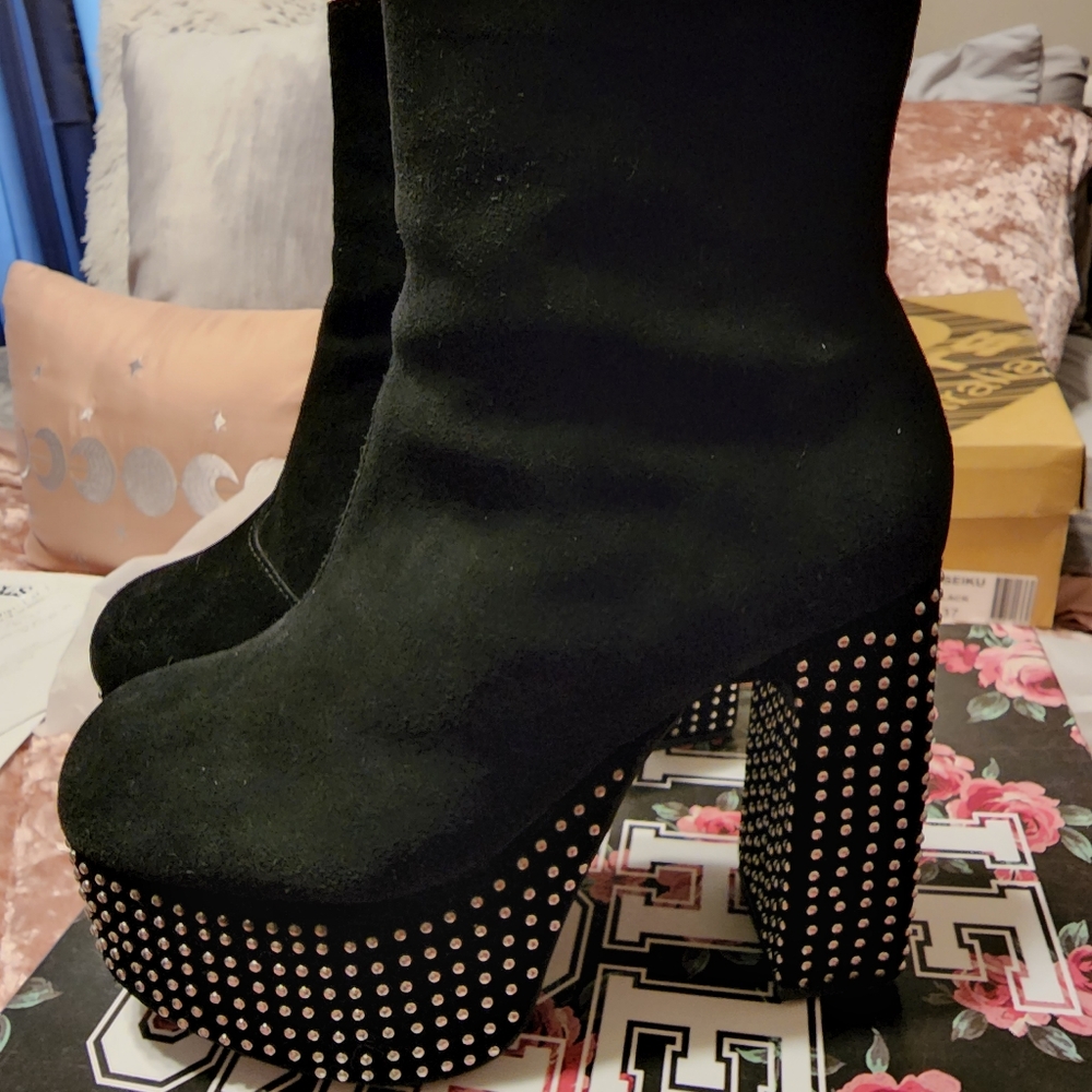 Jeffrey Campbell Laurita platform heeled boots - Size 7